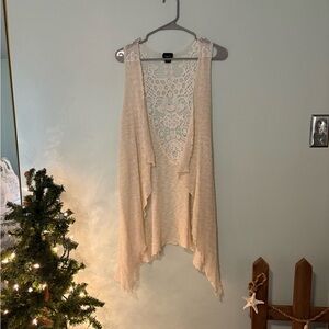 RUE21 cream knit open front vest